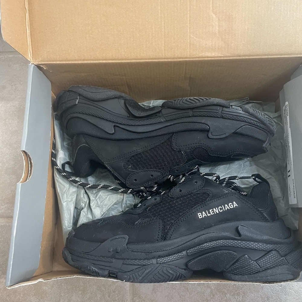 Balenciaga Triple S